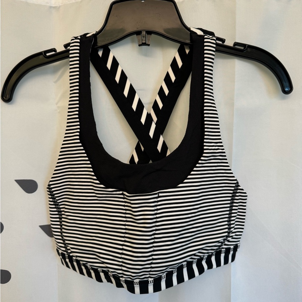 Lululemon Run Stuff Your Bra